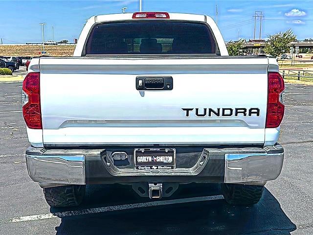 2017 Toyota Tundra 2WD 2WD SR5 CrewMax 5.5' Bed 5.7L FFV (SE)