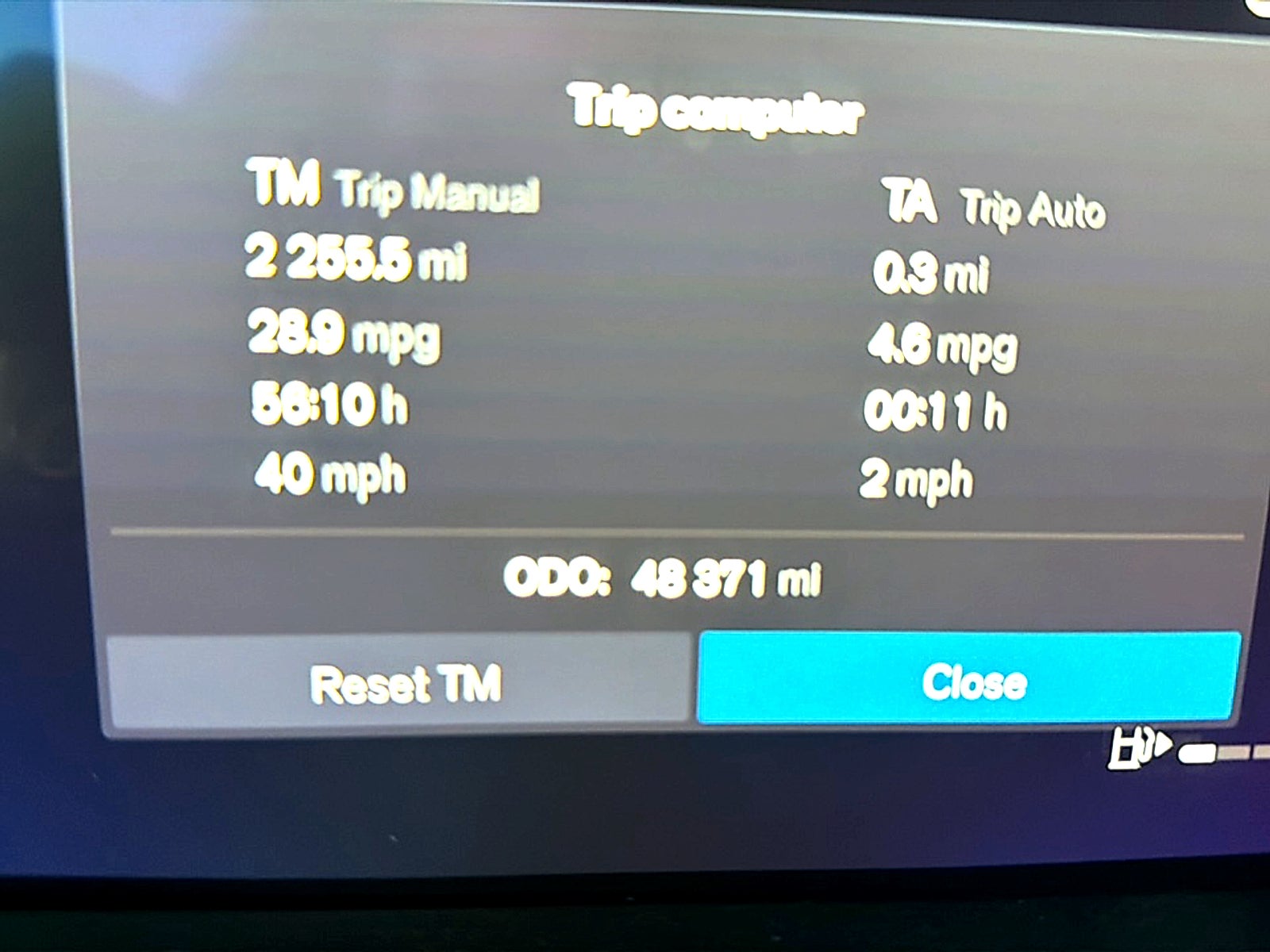 2024 Volvo S60 B5 Core Dark Theme