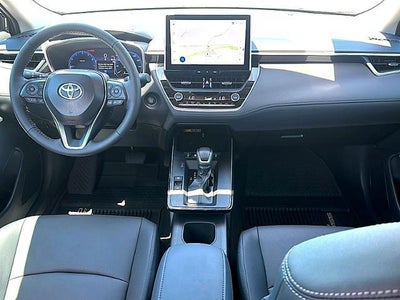 2026 Toyota Corolla Cross XLE 4WD (Natl)