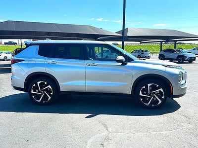 2024 Mitsubishi Outlander SE FWD