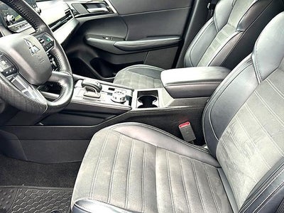 2024 Mitsubishi Outlander SE FWD