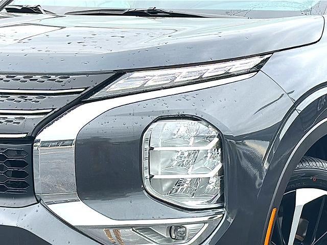 2024 Mitsubishi Outlander SE FWD
