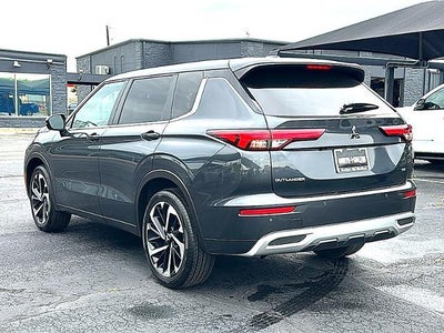 2024 Mitsubishi Outlander SE FWD