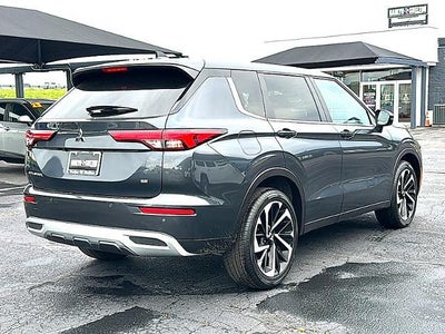 2024 Mitsubishi Outlander SE FWD