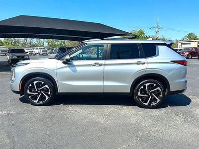 2024 Mitsubishi Outlander SE FWD
