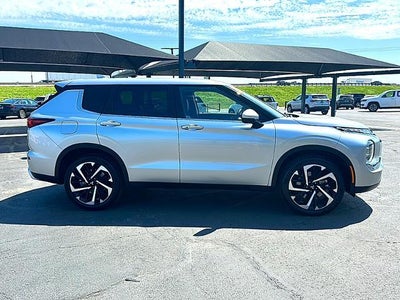 2024 Mitsubishi Outlander SE FWD