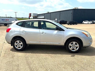 2013 Nissan Rogue FWD 4dr S