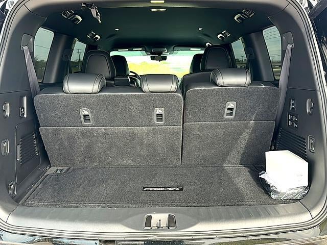 2025 Nissan Armada 4x4 PRO-4X