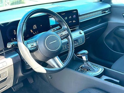 2025 Hyundai KONA SEL FWD