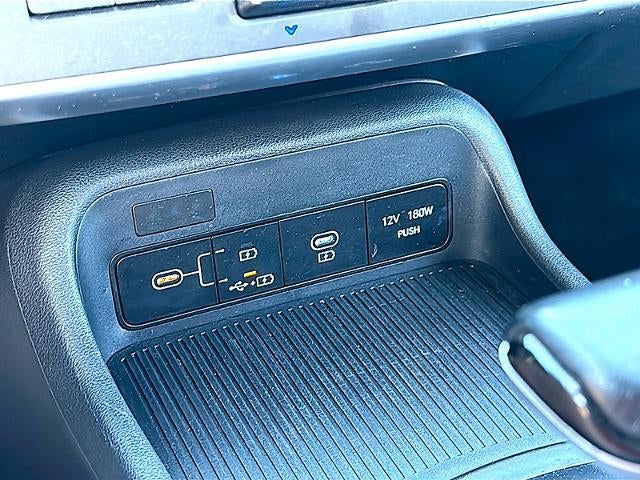 2025 Hyundai KONA SEL FWD