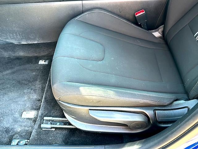 2024 Hyundai ELANTRA SEL IVT