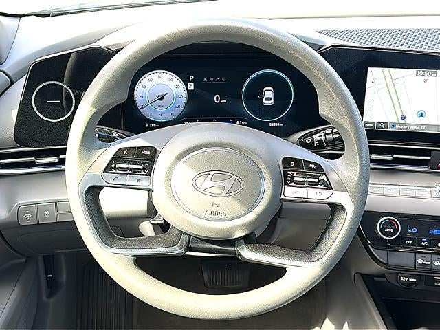 2024 Hyundai ELANTRA SEL IVT
