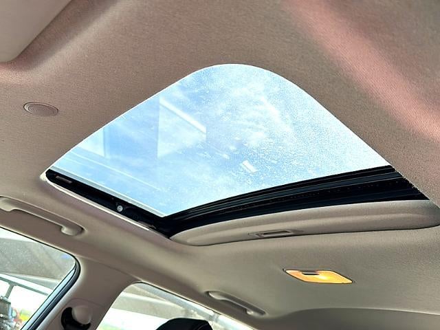 2025 Hyundai VENUE SEL IVT