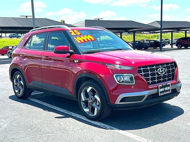 2025 Hyundai VENUE SEL IVT