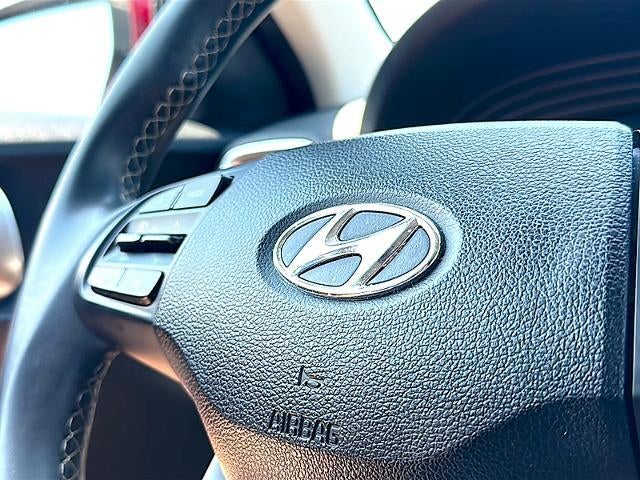 2025 Hyundai VENUE SEL IVT