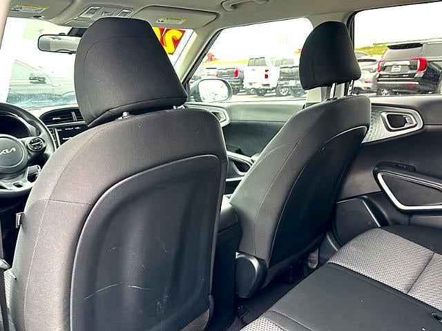 2024 Kia Soul LX IVT