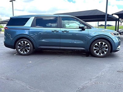 2023 Kia Carnival EX FWD