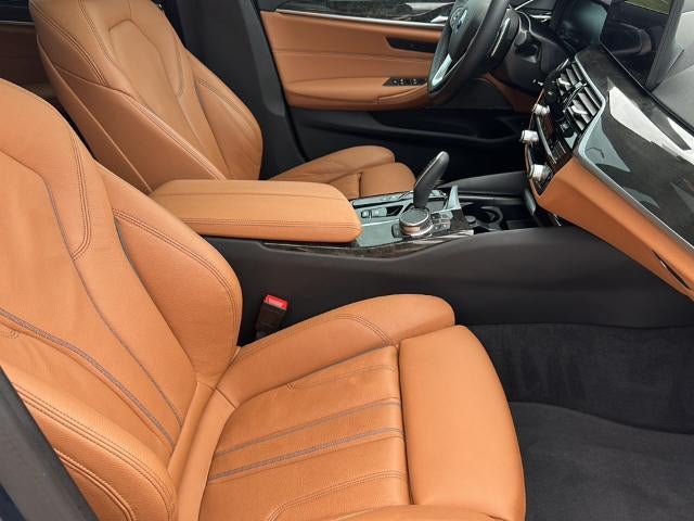 2023 BMW 530e xDrive Plug-In Hybrid