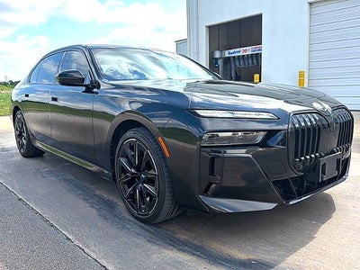 2023 BMW 760i xDrive Sedan