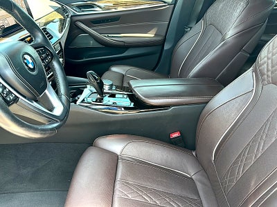 2021 BMW 540i Sedan