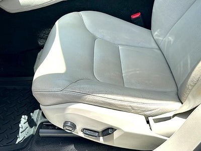 2022 Volvo XC90 T6 AWD Momentum 6P