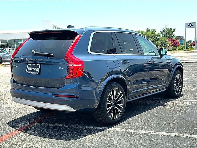 2022 Volvo XC90 T6 AWD Momentum 6P
