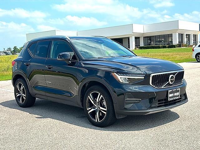 2023 Volvo XC40 B5 AWD Core