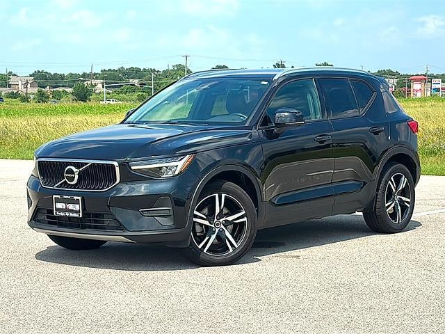 2023 Volvo XC40 B5 AWD Core