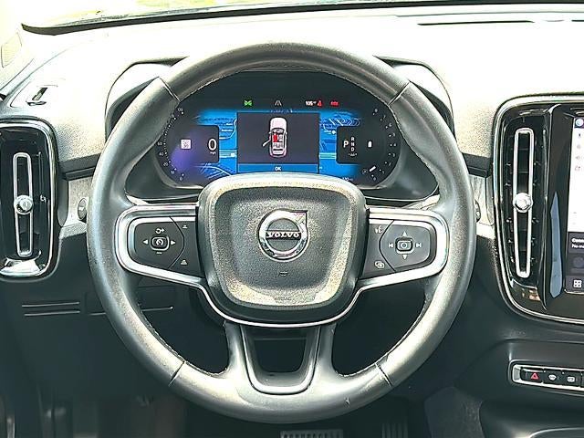2023 Volvo XC40 B5 AWD Core