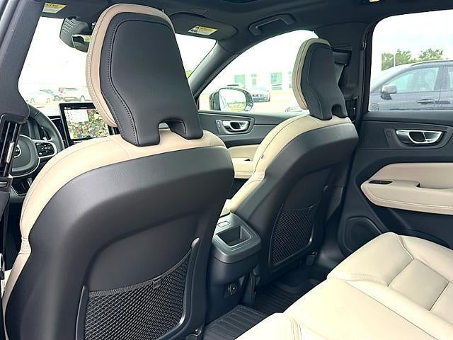 2026 Volvo XC60 B5 AWD Plus