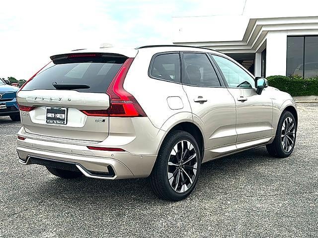 2026 Volvo XC60 B5 AWD Plus