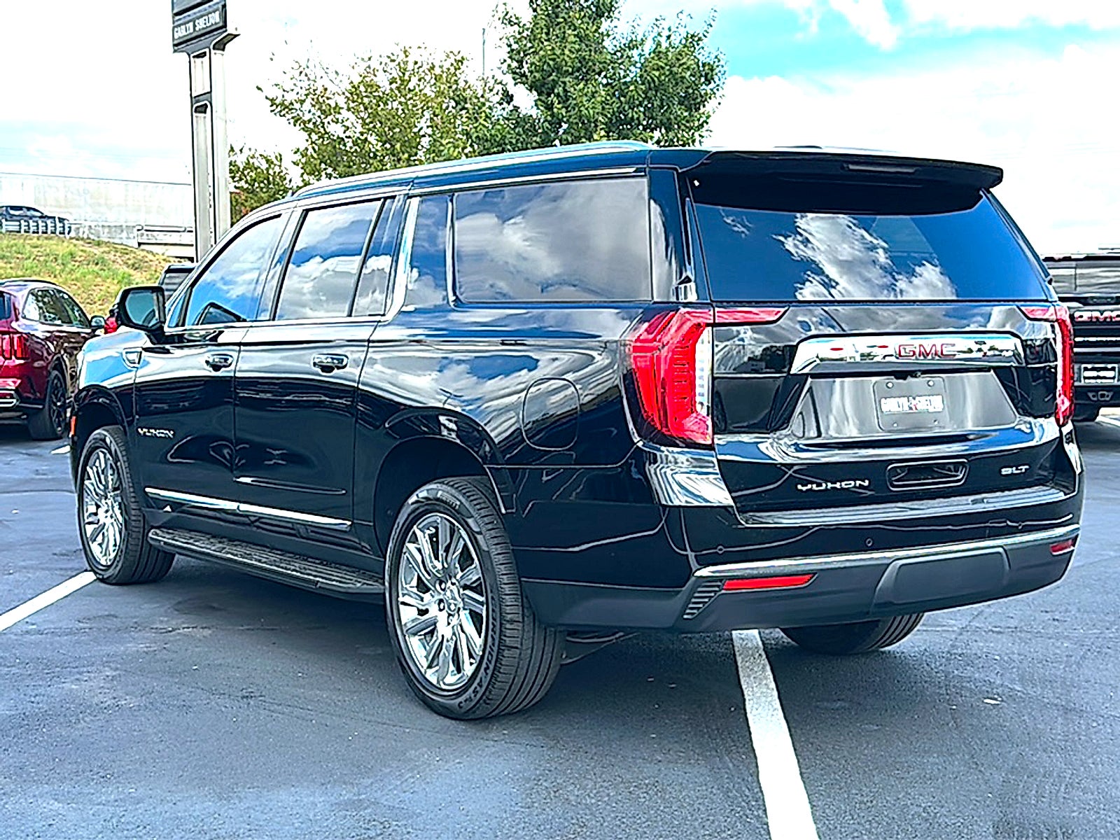 2021 GMC Yukon XL SLT