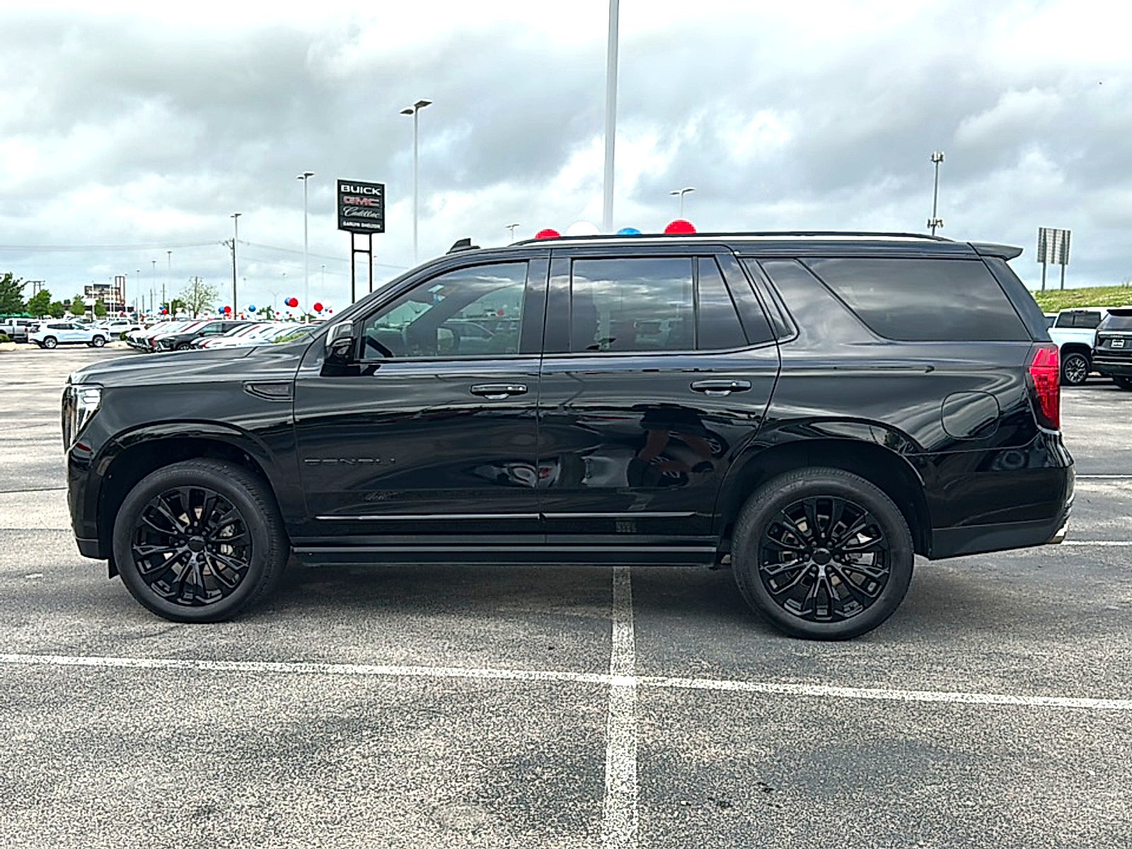 2024 GMC Yukon Denali