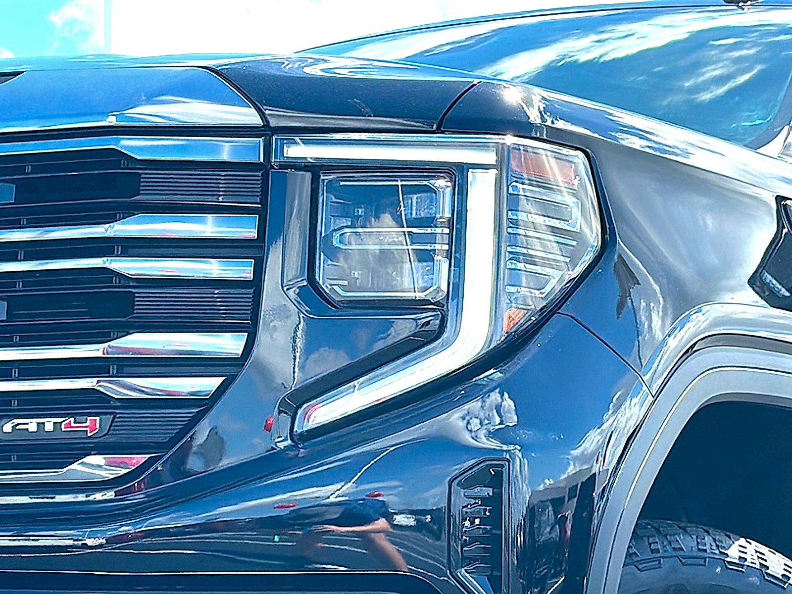 2024 GMC Sierra 1500 AT4