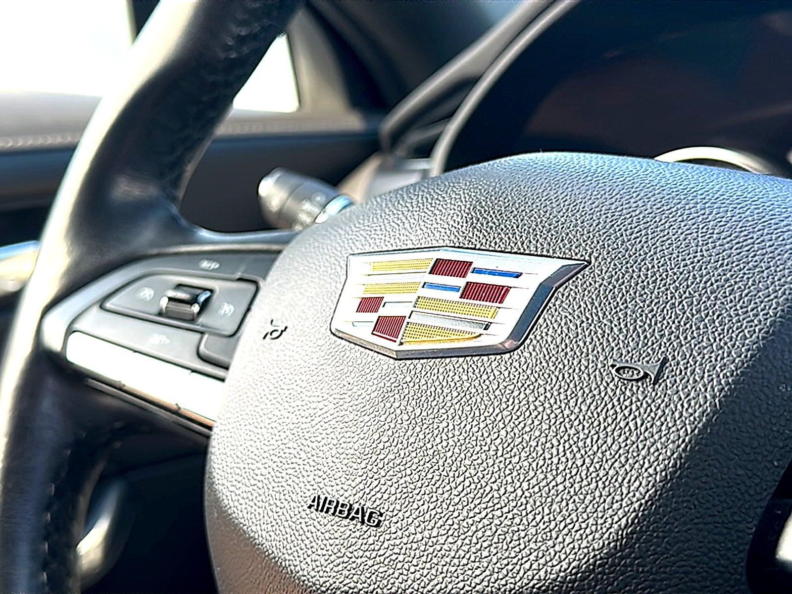 2020 Cadillac XT4 FWD Premium Luxury