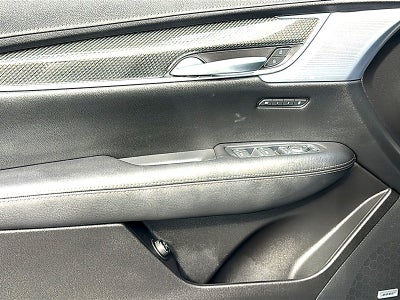2025 Cadillac XT5 Sport