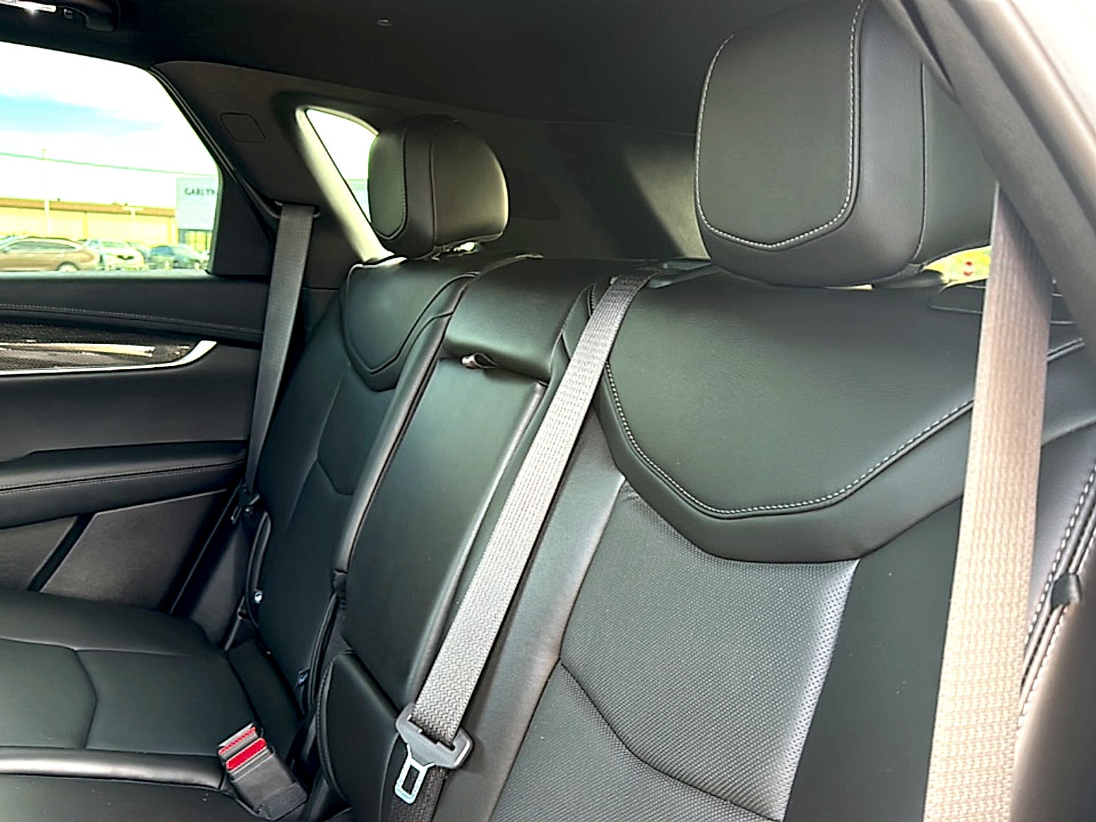 2025 Cadillac XT5 Sport