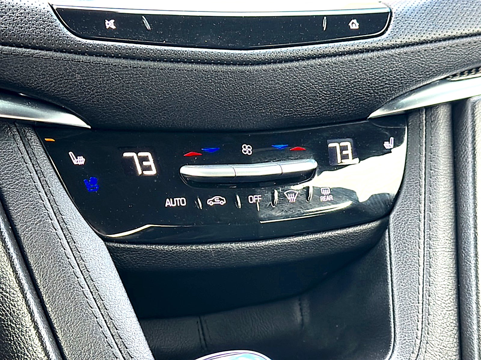 2025 Cadillac XT5 Sport