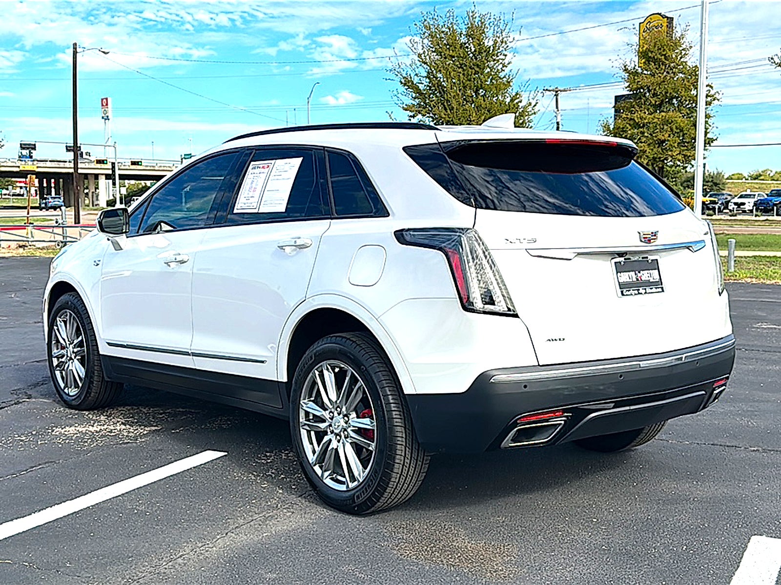 2025 Cadillac XT5 Sport