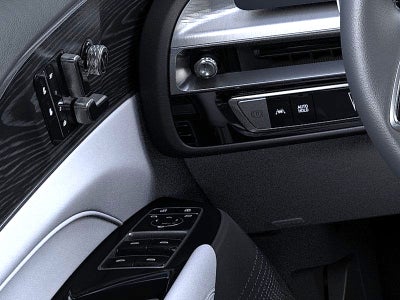 2025 Cadillac LYRIQ Luxury 1