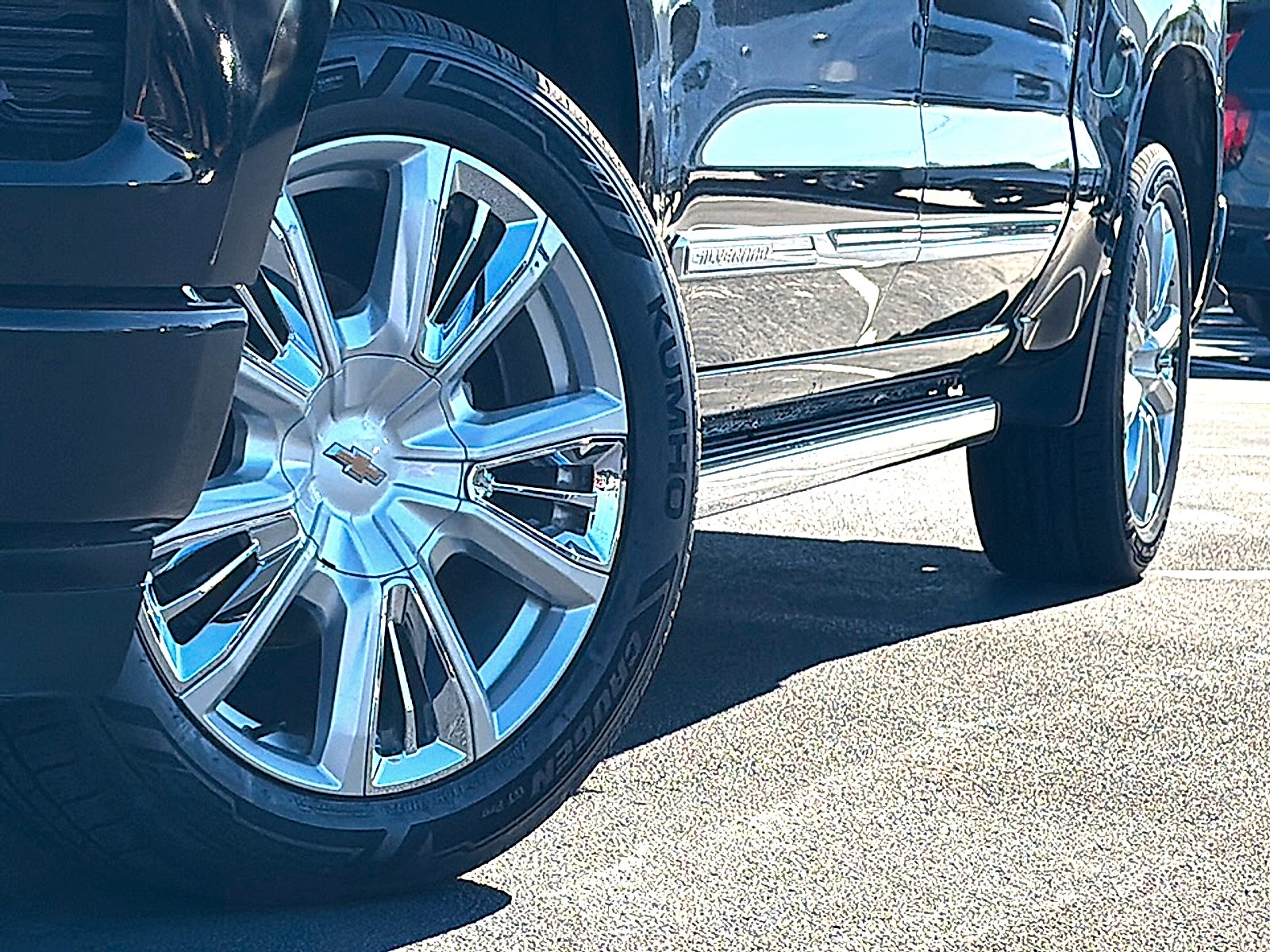 2023 Chevrolet Silverado 1500 High Country