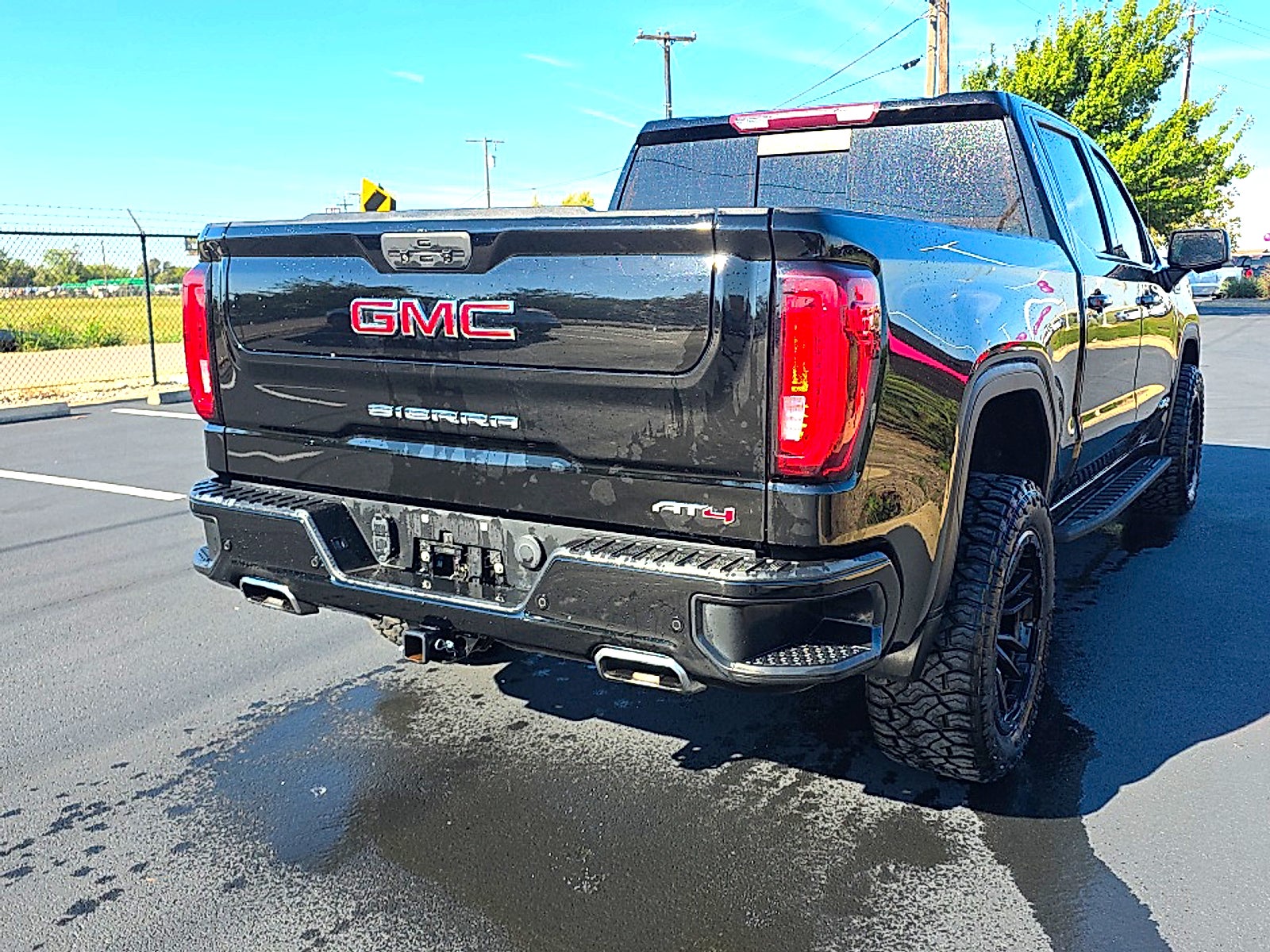 2022 GMC Sierra 1500 Limited AT4