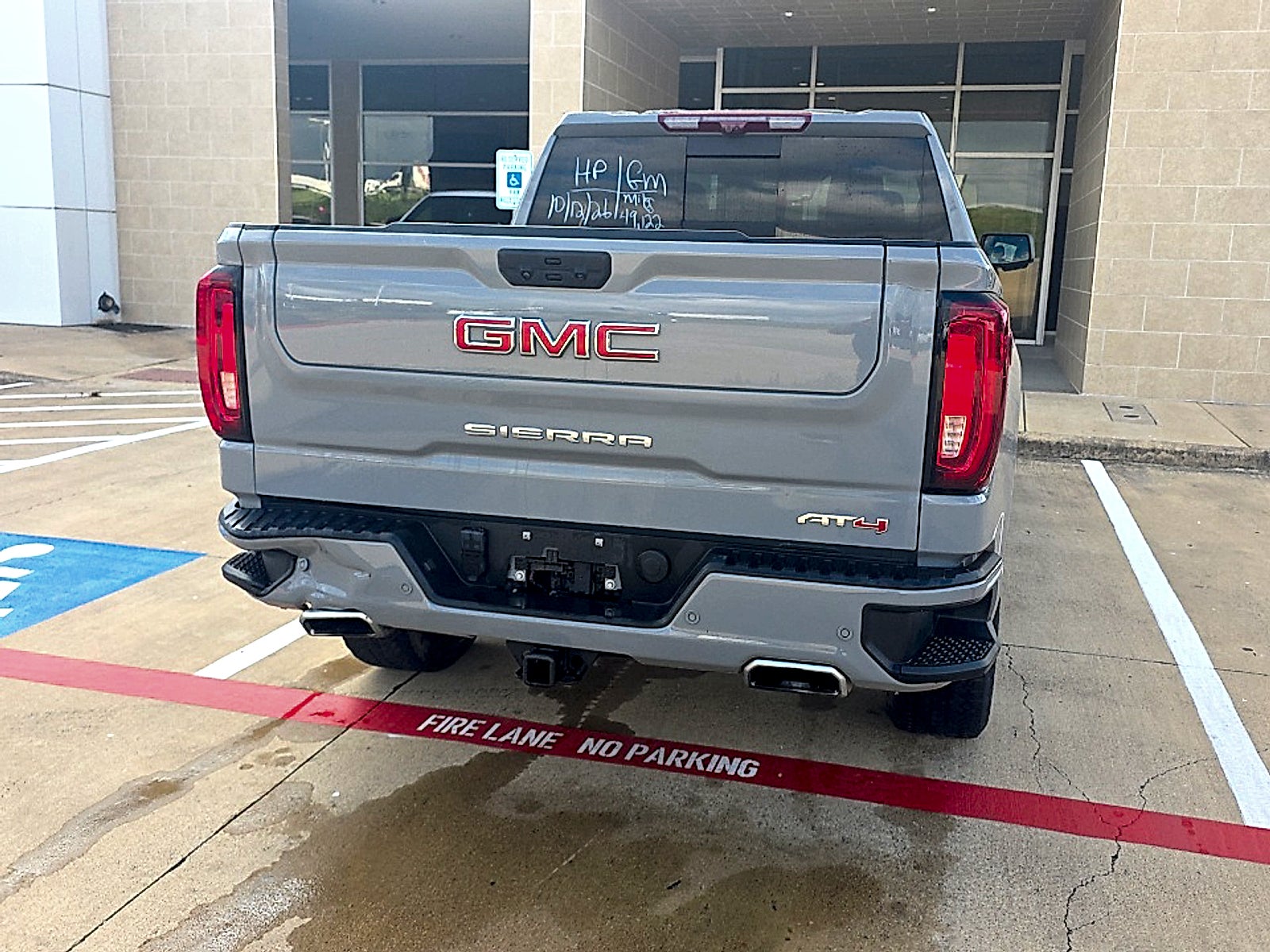 2025 GMC Sierra 1500 AT4
