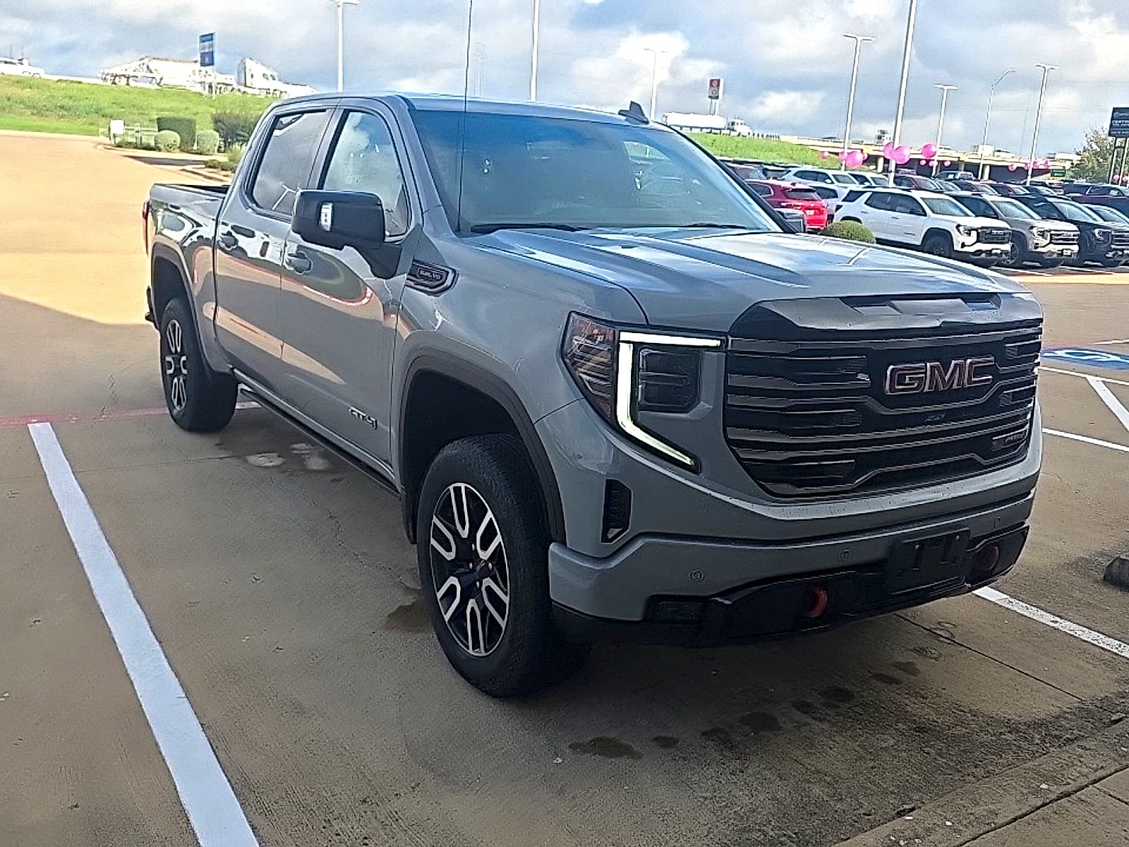 2025 GMC Sierra 1500 AT4