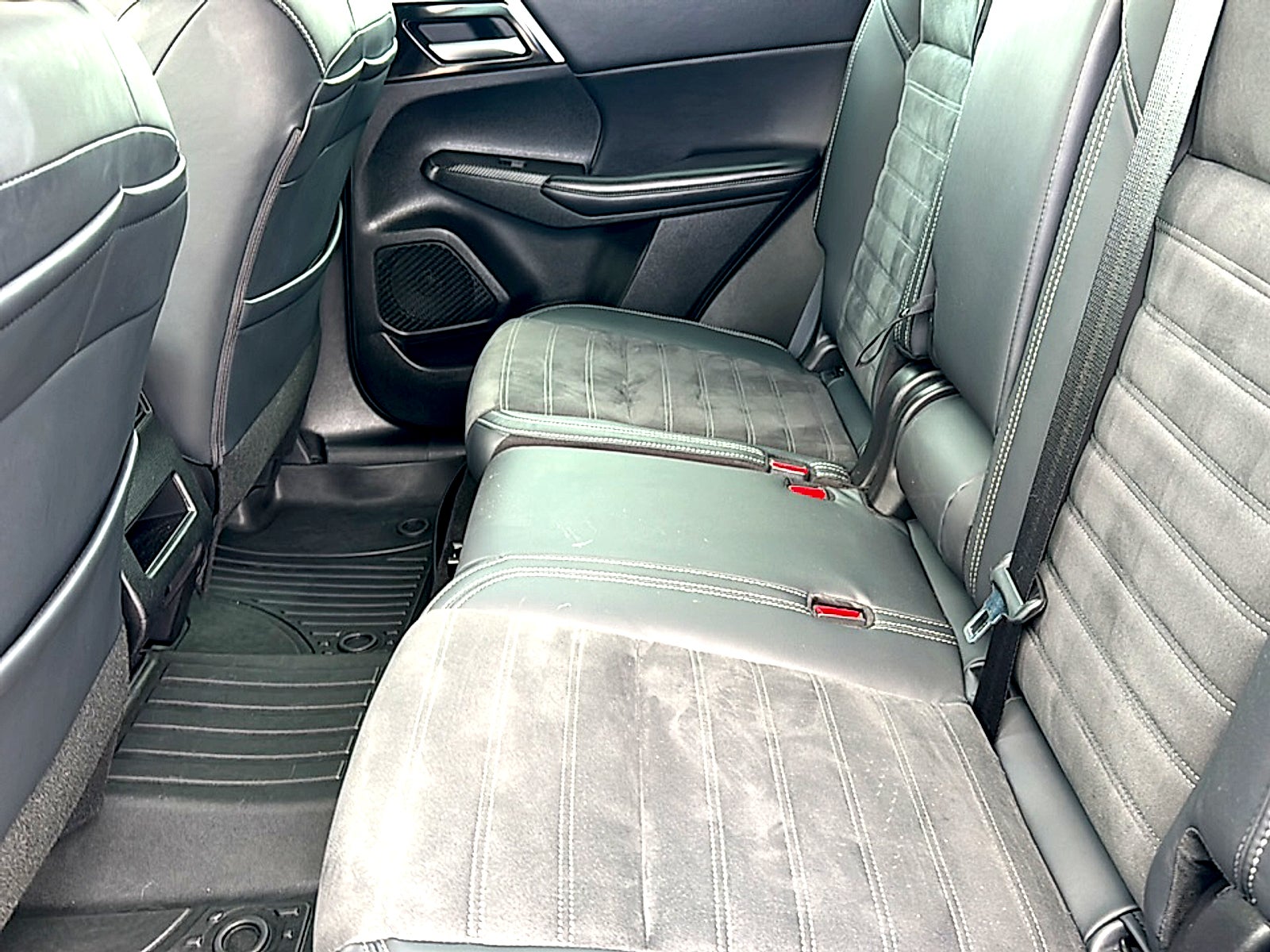 2023 Mitsubishi Outlander SE 2.5 2WD