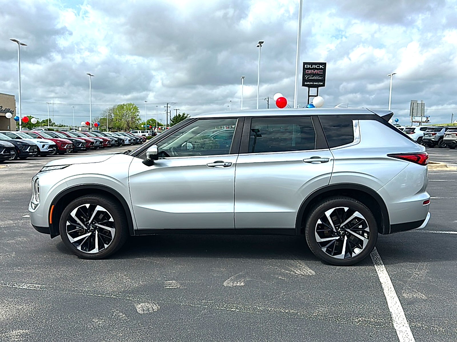 2023 Mitsubishi Outlander SE 2.5 2WD