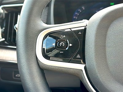 2026 Volvo XC90 B6 Ultra Dark Theme 6-Seater