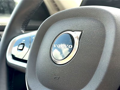 2026 Volvo XC90 B6 Ultra Dark Theme 6-Seater