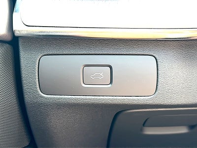 2026 Volvo XC90 B6 Ultra Dark Theme 6-Seater