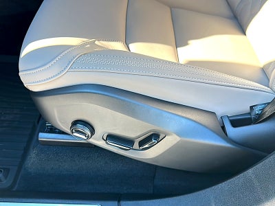 2026 Volvo XC90 Plus, B6 AWD Gas (mild hybrid), Gasoline, Bright, 7 Seats